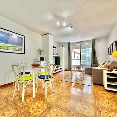 Apartment La Roca *