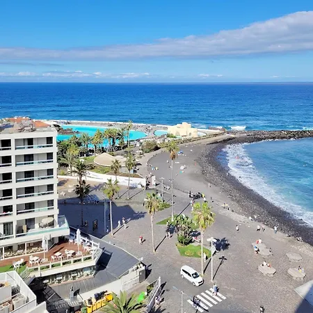 La Roca Apartment